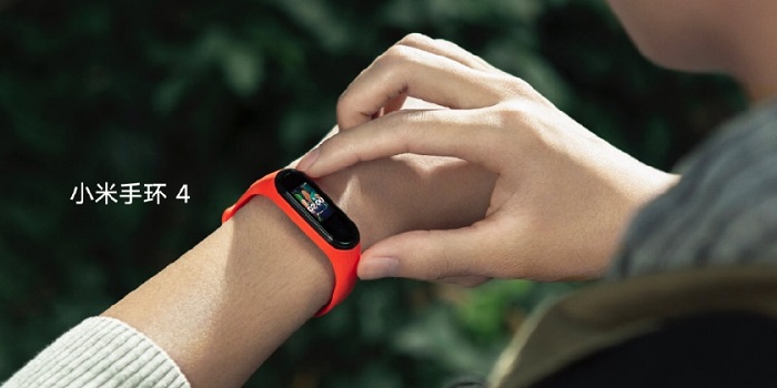 Externally, Xiaomi Mi Band 4 is very similar to its predecessor