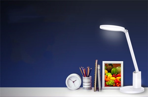 Huawei Darren Smart Table Lamp 2 rivals the Mi Lamp for ¥179 (~$26)