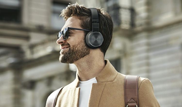 Lenovo Yoga Active Noise Cancellation Headphones with 14-hour battery life launched