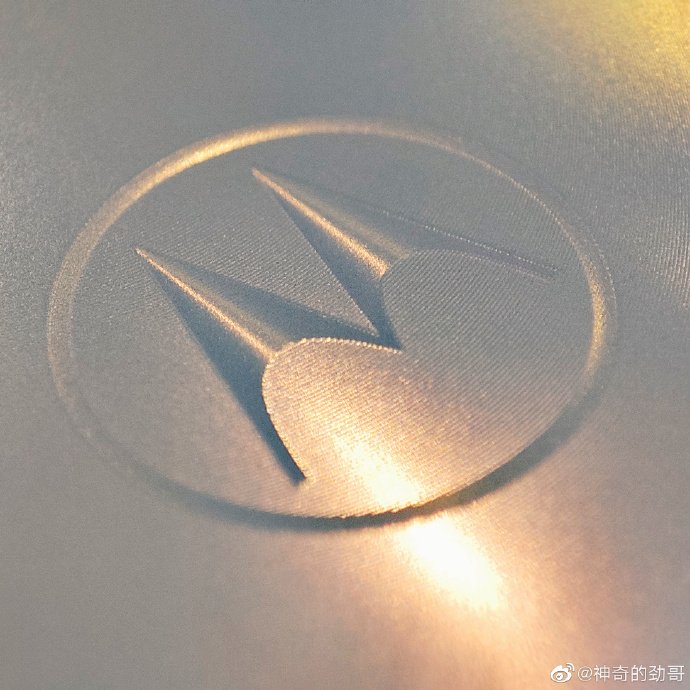 Leaked Motorola Edge S poster shows Quad-Camera layout, Color variants
