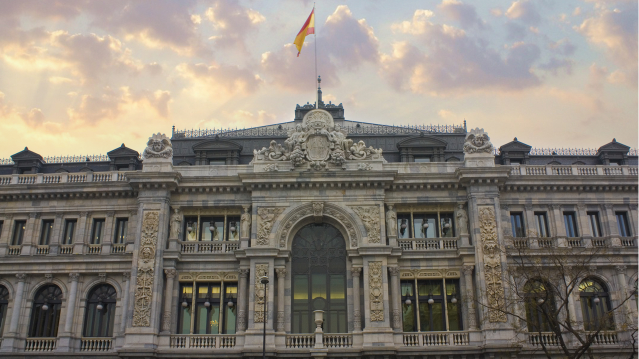 Bank of Spain Criticizes El Salvador's Foray Into Bitcoin