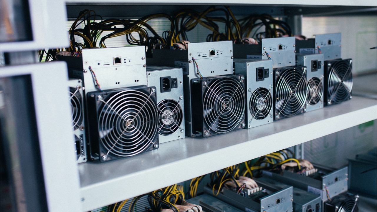 Bitcoin's Sinking Price Pushes Hashrate Below 200 Exahash, Mining Difficulty Expected to Slide 2.8% Lower