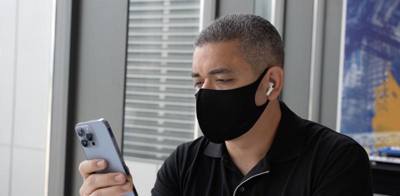 Apple knows it’s not safe to wear AirPods on roads, and is doing something about it